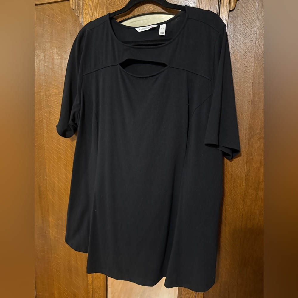 Isaac Mizrahi Live Black Cutout Top, XL